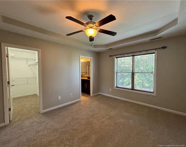 438 Roanoke Drive - Photo Thumbnail 16