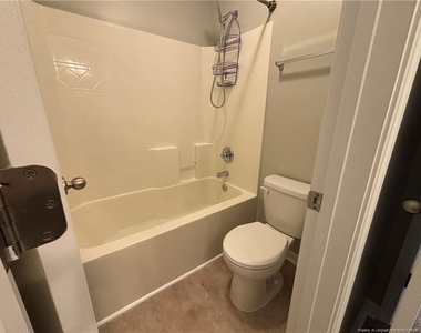 438 Roanoke Drive - Photo Thumbnail 22
