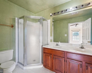 2560 James Maury Drive - Photo Thumbnail 15
