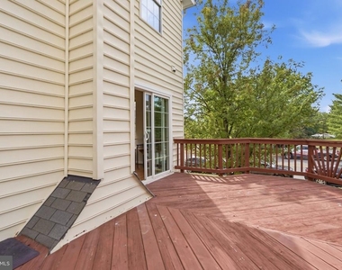2560 James Maury Drive - Photo Thumbnail 11