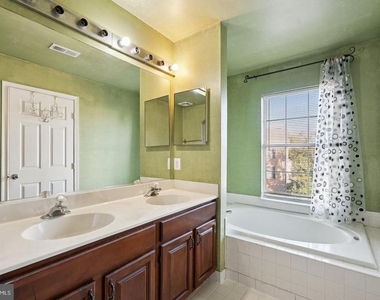 2560 James Maury Drive - Photo Thumbnail 16