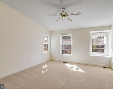 8042 Merry Oaks Court - Photo Thumbnail 22