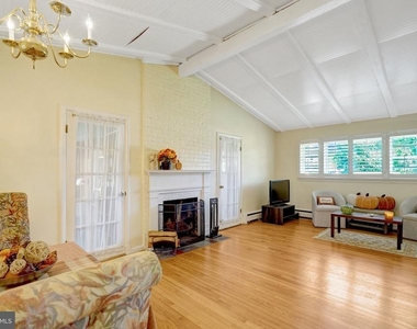 3403 Ayers Drive - Photo Thumbnail 12