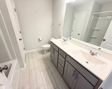 147 Hunston Drive - Photo Thumbnail 13