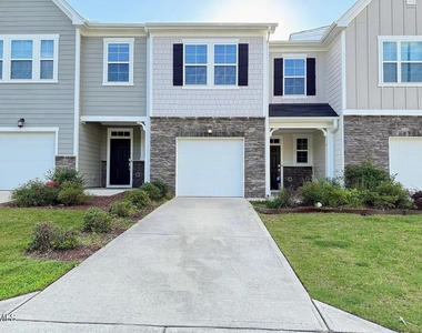147 Hunston Drive - Photo Thumbnail 1