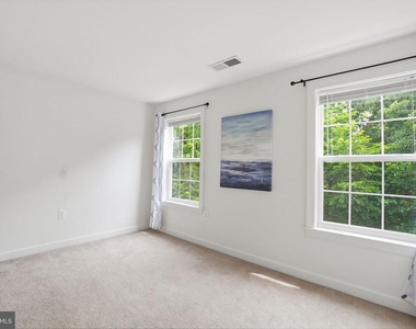 13666 Salk Street - Photo Thumbnail 11