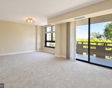 1808 Old Meadow Road - Photo Thumbnail 7