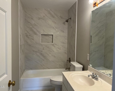 101 Cockleshell Court - Photo Thumbnail 16
