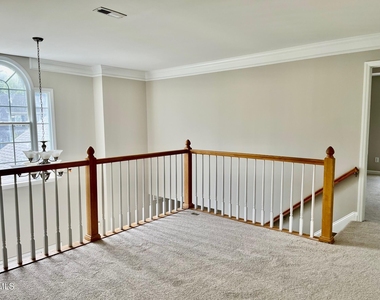 101 Cockleshell Court - Photo Thumbnail 8