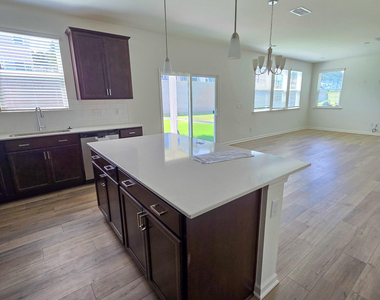 1544 Underbrush Drive - Photo Thumbnail 16