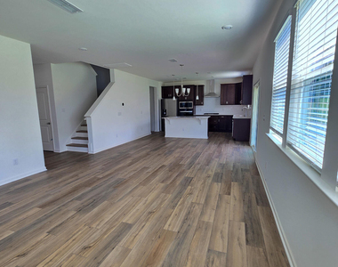 1544 Underbrush Drive - Photo Thumbnail 10
