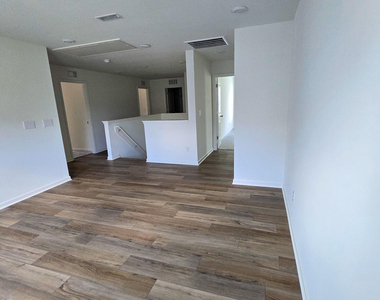 1544 Underbrush Drive - Photo Thumbnail 32