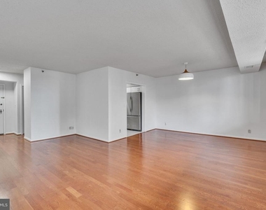 5501 Seminary Road - Photo Thumbnail 2