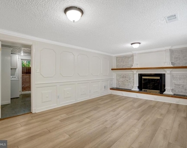 5920 Jane Way - Photo Thumbnail 45