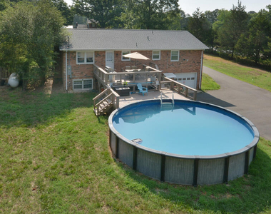 916 Sandlewood Drive - Photo Thumbnail 8
