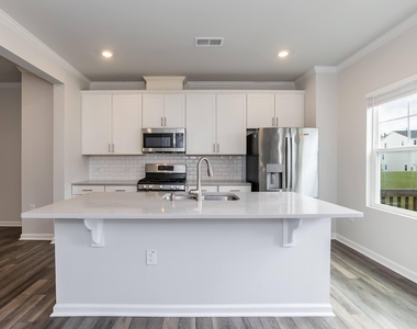 1102 Lily Loch Way - Photo Thumbnail 26