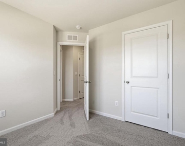 131 Willett Hollow Street - Photo Thumbnail 12