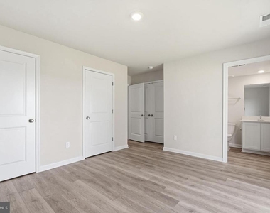 131 Willett Hollow Street - Photo Thumbnail 19