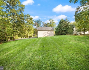 7678 Greenwood Way - Photo Thumbnail 63