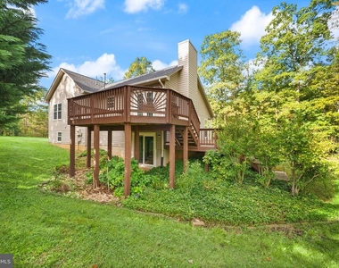 7678 Greenwood Way - Photo Thumbnail 59