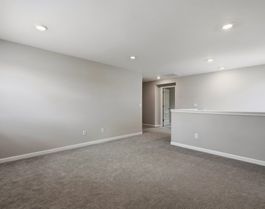 313 Summer Ranch Drive - Photo Thumbnail 16