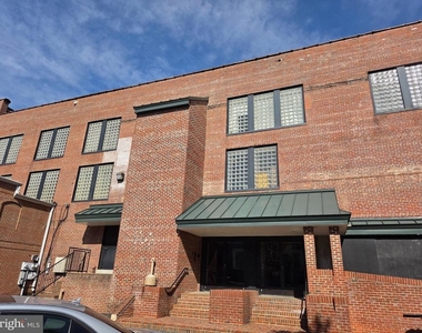 907 Caroline Street - Photo Thumbnail 20