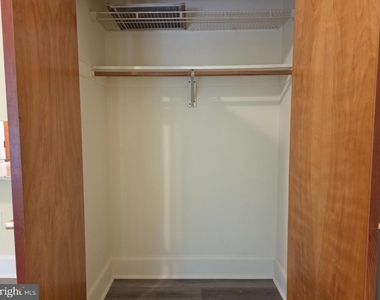 907 Caroline Street - Photo Thumbnail 11