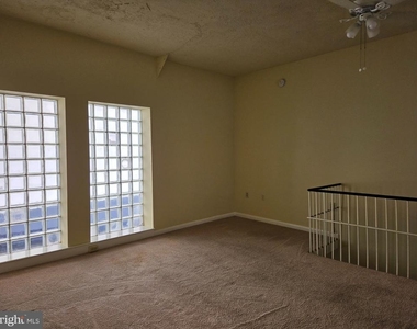 907 Caroline Street - Photo Thumbnail 16