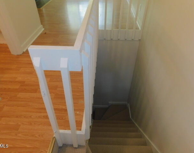 105 Concannon Court - Photo Thumbnail 3