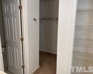 931 Springfork Drive - Photo Thumbnail 11