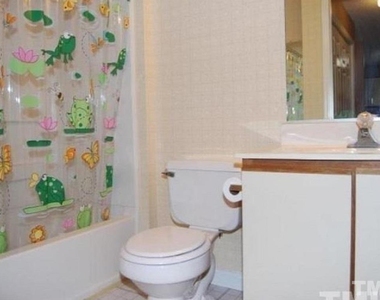 931 Springfork Drive - Photo Thumbnail 13