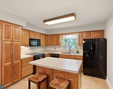4 Matoca Court - Photo Thumbnail 11