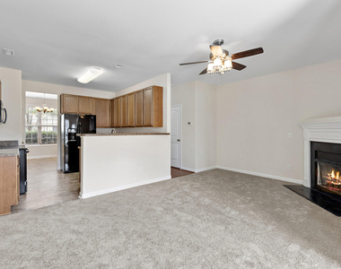 3240 Warm Springs Lane - Photo Thumbnail 7