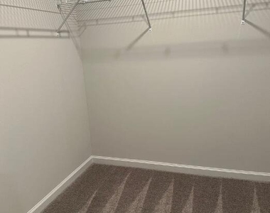 5031 Tura Street - Photo Thumbnail 18