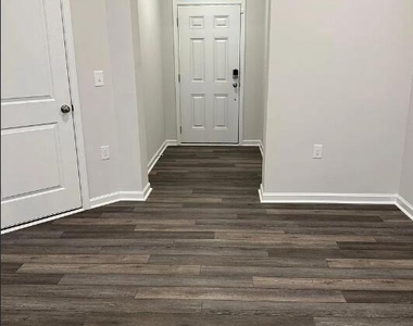 5031 Tura Street - Photo Thumbnail 22