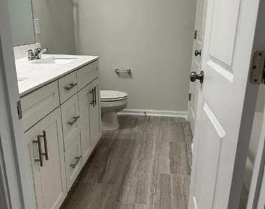 5031 Tura Street - Photo Thumbnail 4