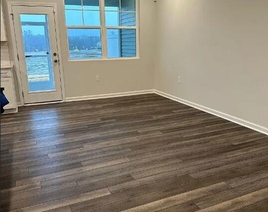 5031 Tura Street - Photo Thumbnail 21