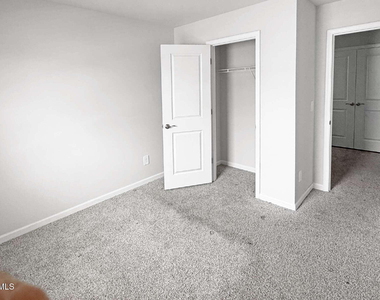 675 Rolling Fields Drive - Photo Thumbnail 16