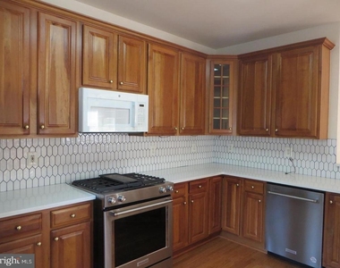 5110 Vos Lane - Photo Thumbnail 5