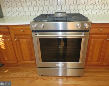 5110 Vos Lane - Photo Thumbnail 6