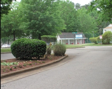 1241 University Court - Photo Thumbnail 4