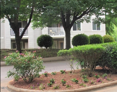 1241 University Court - Photo Thumbnail 3