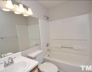 1241 University Court - Photo Thumbnail 2