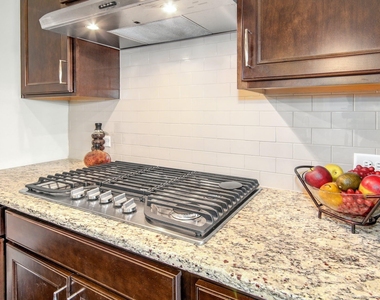 2204 Stillness Pond Lane - Photo Thumbnail 9