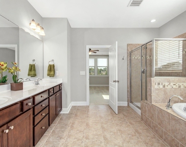 2204 Stillness Pond Lane - Photo Thumbnail 15