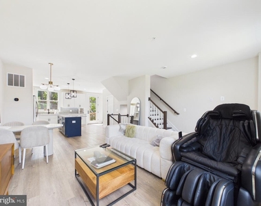 6332 Stevenson Ave Avenue - Photo Thumbnail 17