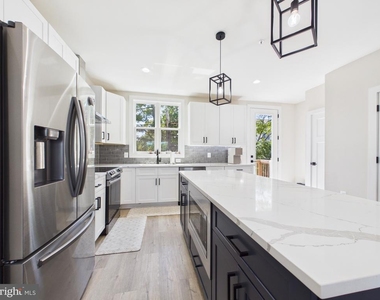 6332 Stevenson Ave Avenue - Photo Thumbnail 12