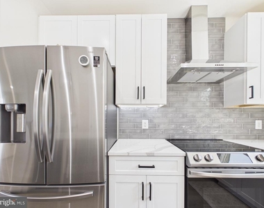 6332 Stevenson Ave Avenue - Photo Thumbnail 9