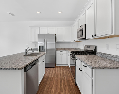 200 Flagstone Way - Photo Thumbnail 4