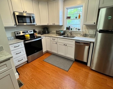 1119 Duke Street - Photo Thumbnail 7